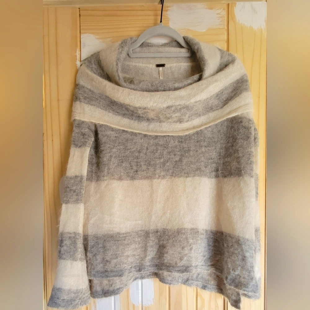 Free People Alpaca Blend Sweater-Small